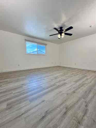 Spacious master br in shared house