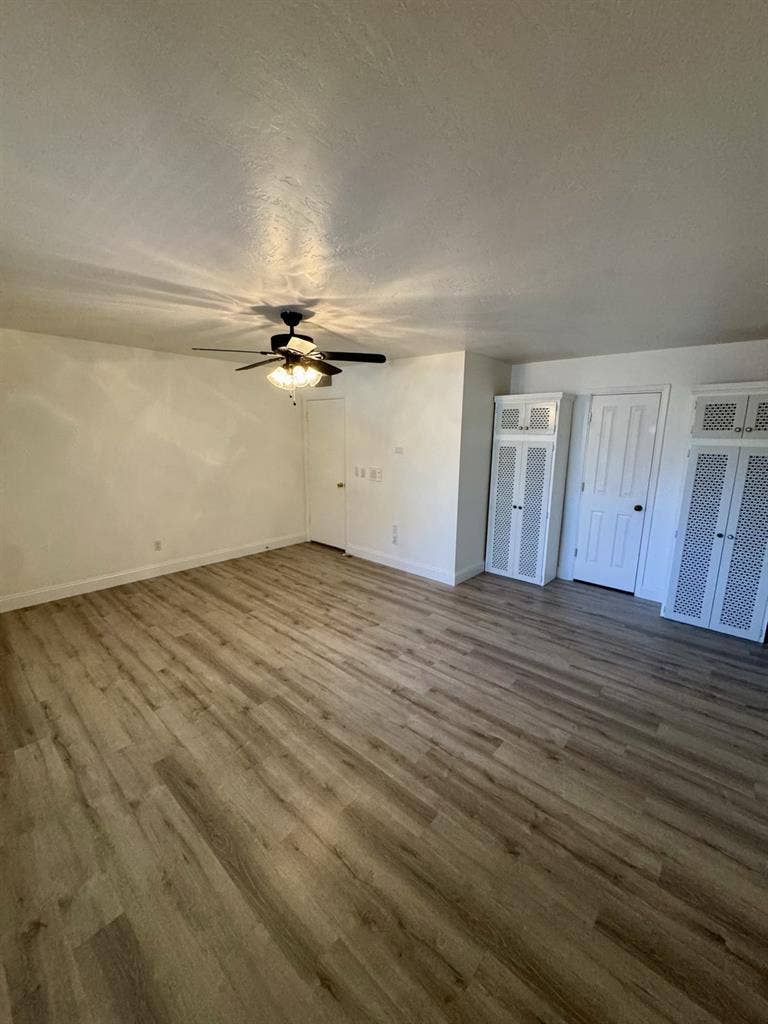 Spacious master br in shared house