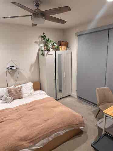 Room for Rent Close to Beach