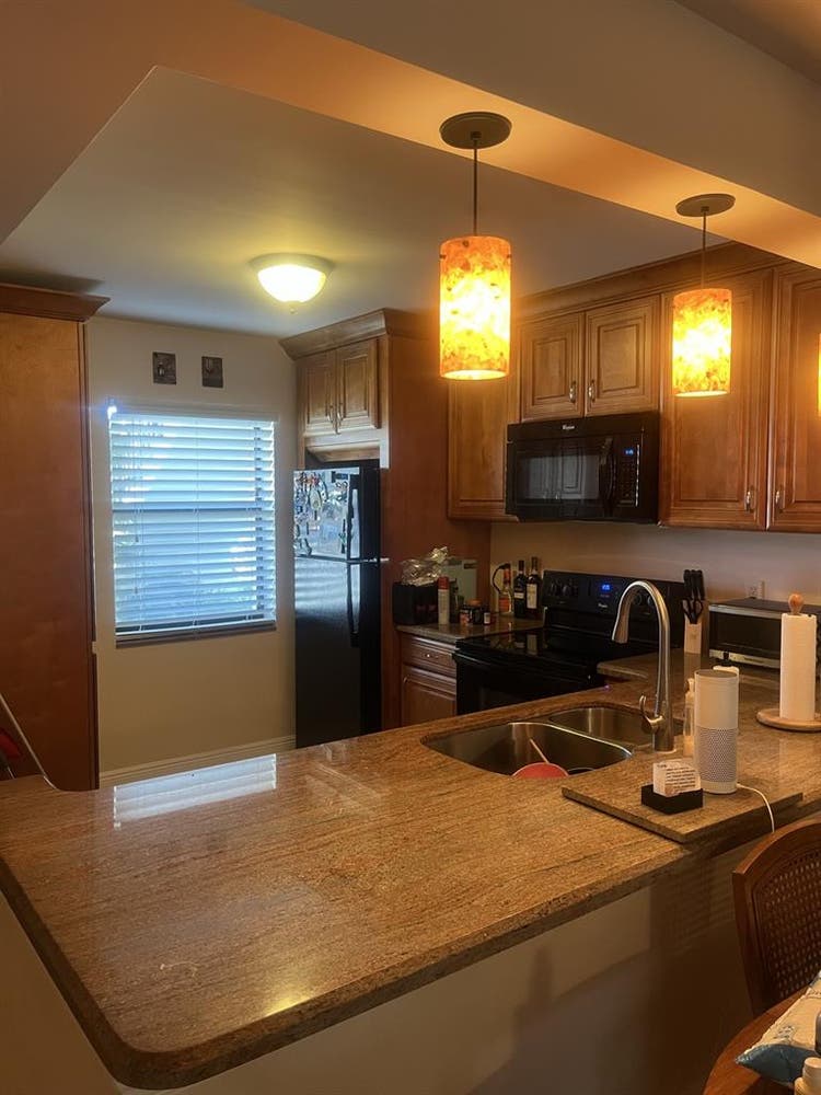 Bedroom w private bathroom