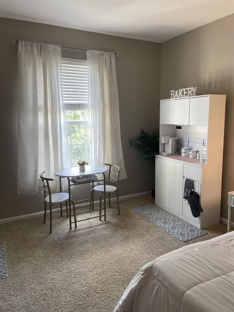 Available Now - Near Valencia WC