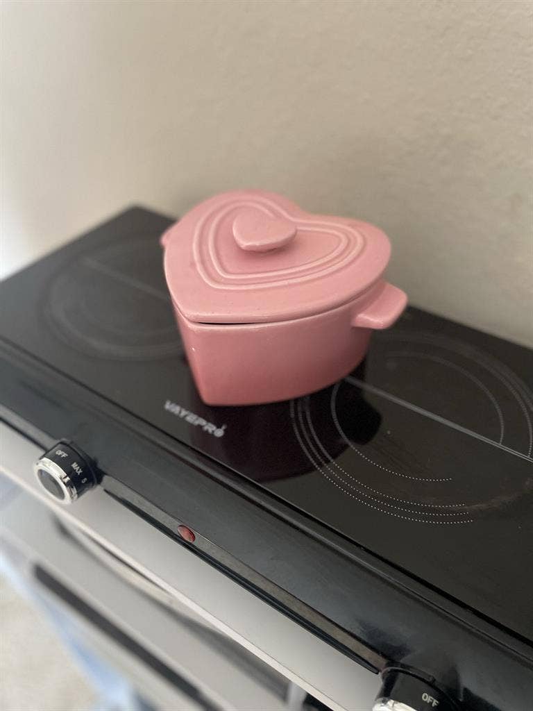 Available Now - Near Valencia WC