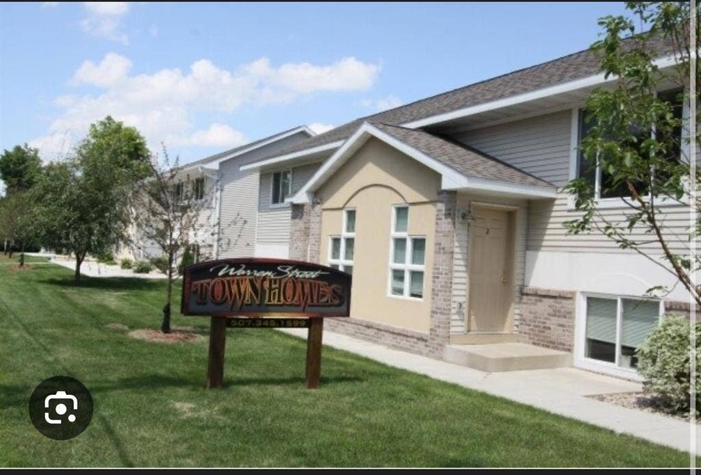 Warren street Townhome Sublease