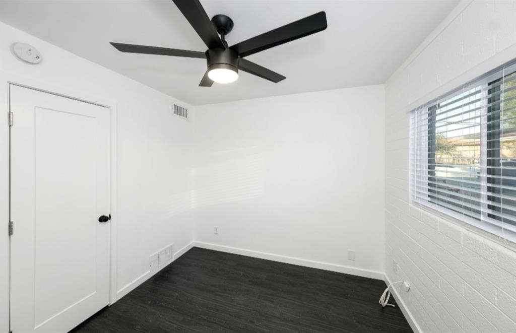 bath for rent