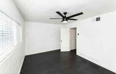 bath for rent