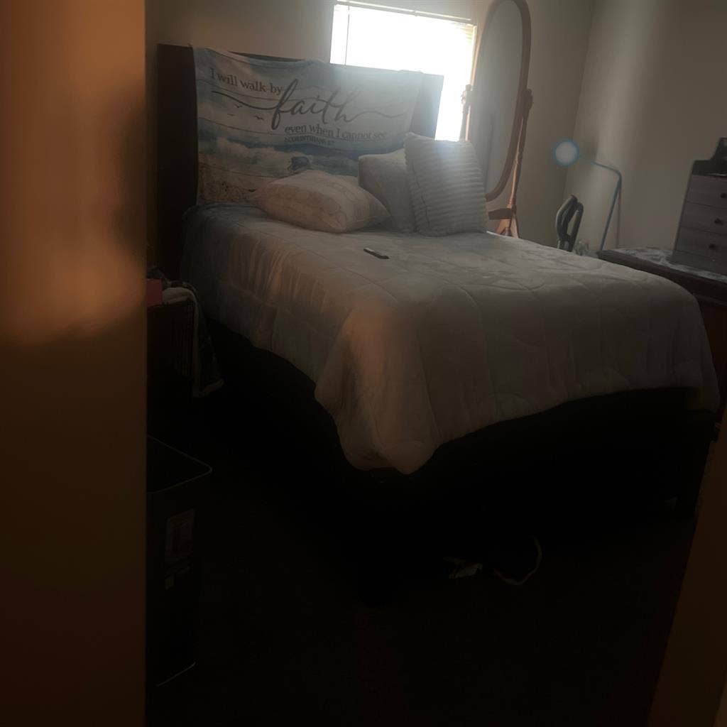 It’s already furnished!!!!