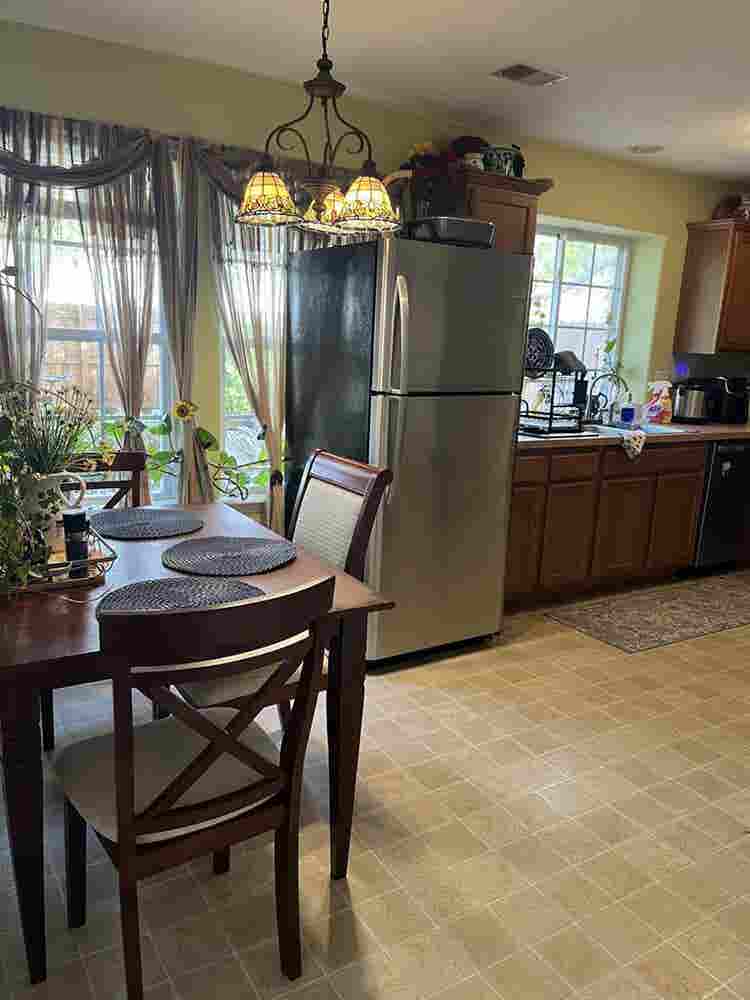 Seeking responsible roommate