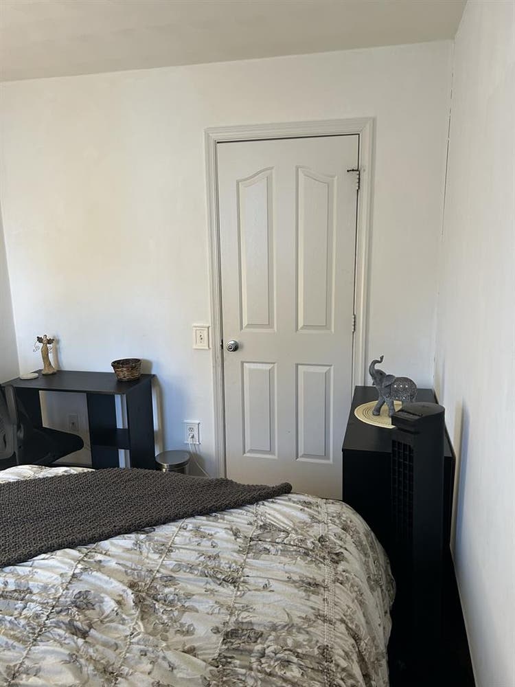 Seeking responsible roommate