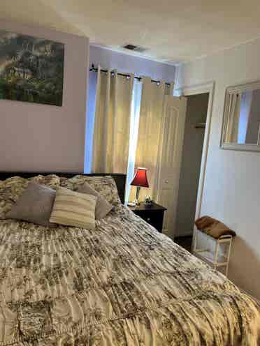 Seeking roommate