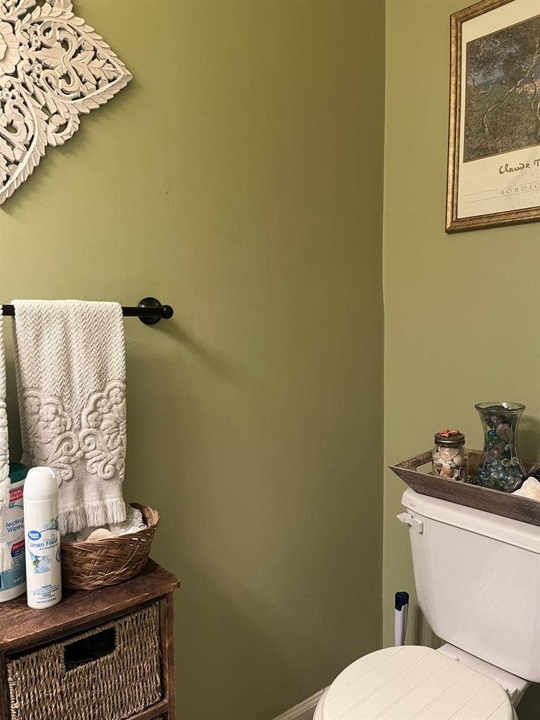 Seeking responsible roommate