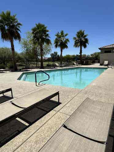 Comfortable Queen Room In Gilbert