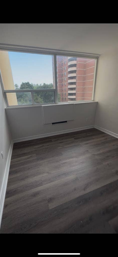 MASTER BEDROOM SHARING
- $