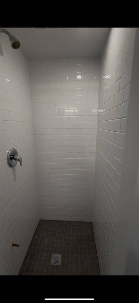MASTER BEDROOM SHARING
- $