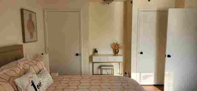 Bedroom near Trident Medical Center
