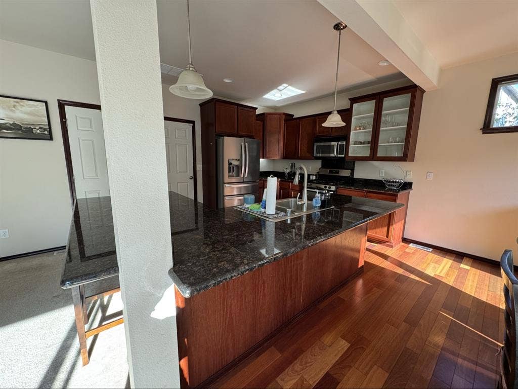 Private, Safe & Convenient Room