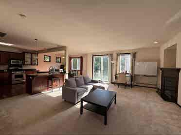 Private, Safe & Convenient Room