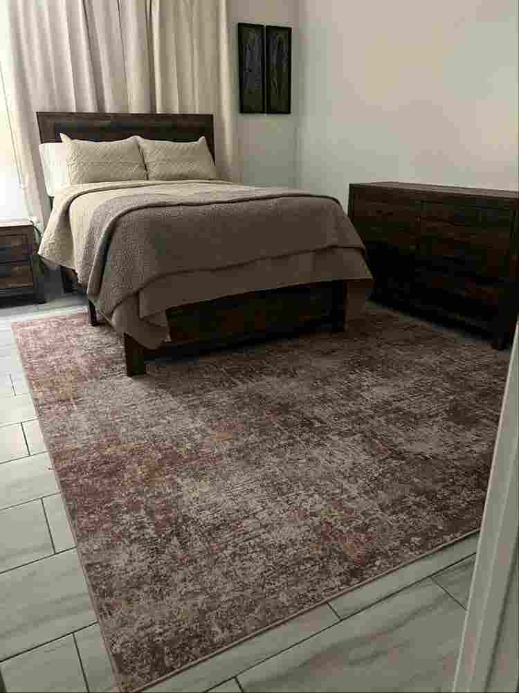 GENEROUS SIZE ROOM FURNISHED