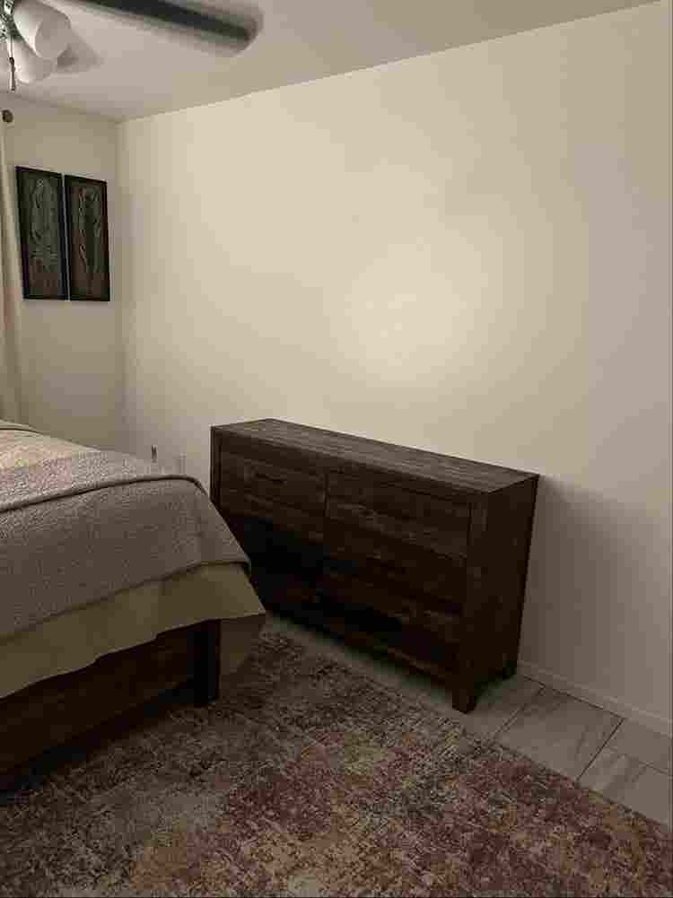 GENEROUS SIZE ROOM FURNISHED