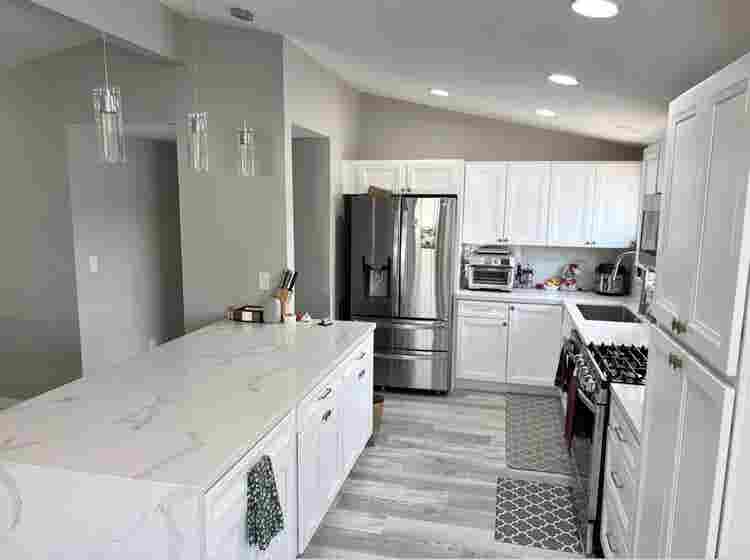 Master bedroom w/ private bathroom