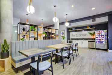 Beautiful newly renovated apartment