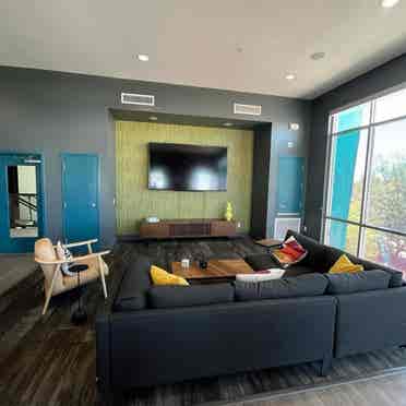 Private bedroom for rent