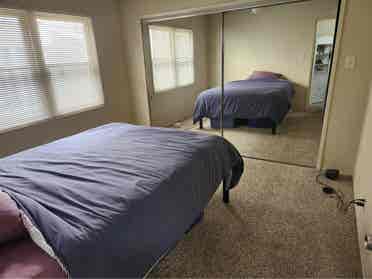 Room for rent in Belmont Heights