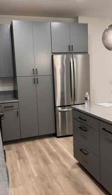 Looking for Roommate