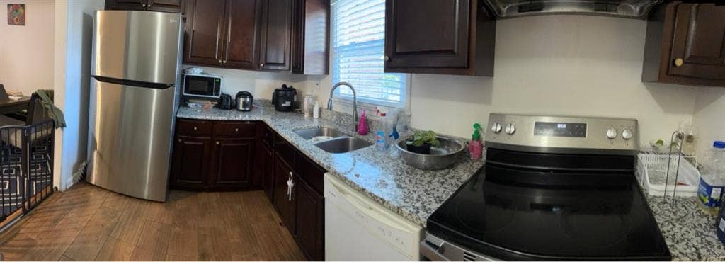 Room available in Virginia Beach,