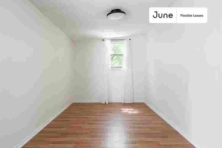 1 BR in Austin