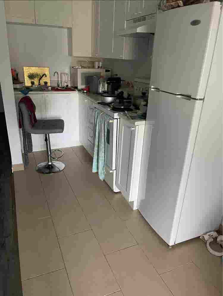 Lease transfer
