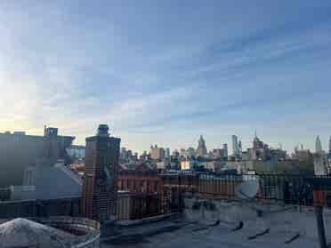 🌸 Room Available – East Village