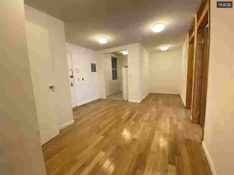 🌸 Room Available – East Village
