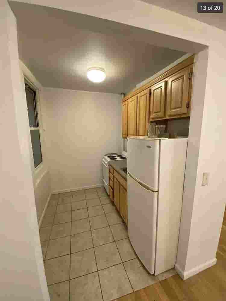 🌸 Room Available – East Village