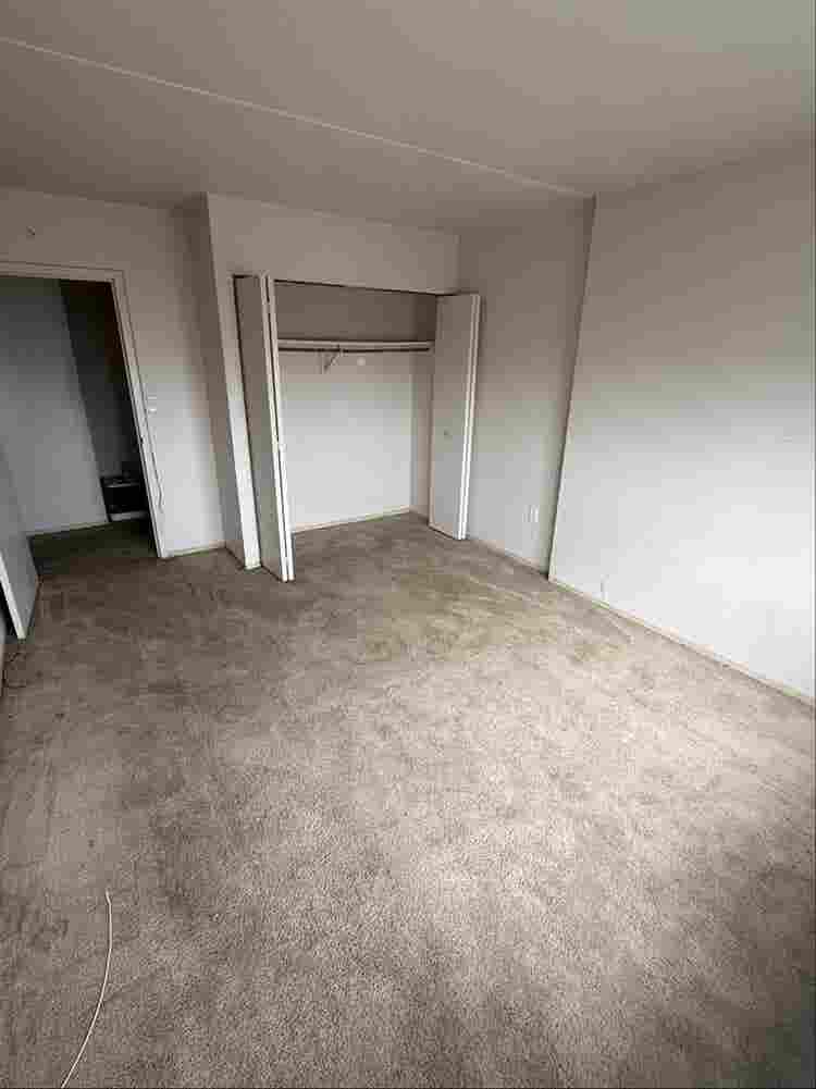Room For Rent Serious Inquiries!!