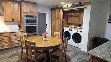FULLY FURNISHED UTILITIES/WIFI POOL