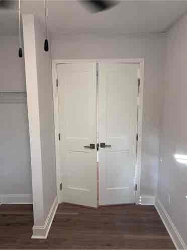 **
1st Month Rent Free**