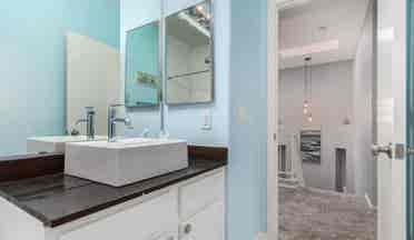 Elegant Bath in Tempe💖🏘️