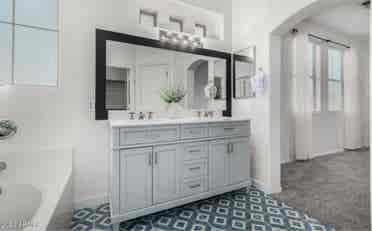 Elegant Bath in Tempe💖🏘️
