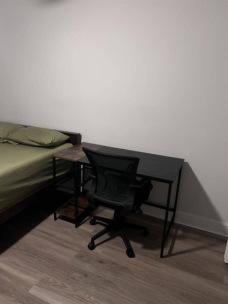 **1st month free rent**