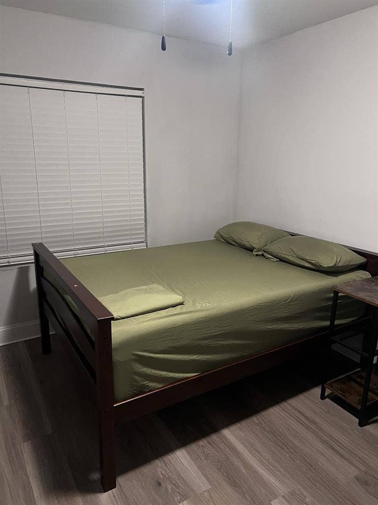 **1st month free rent**