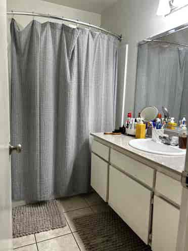MOVE IN ASAP