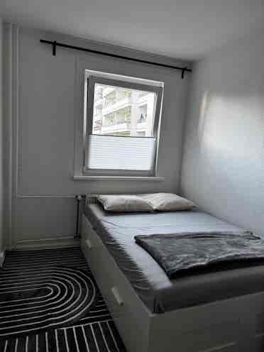Looking for a flatmate from July