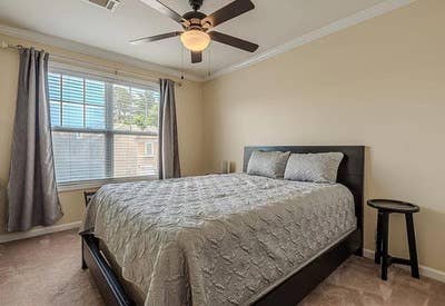 Townhouse Room