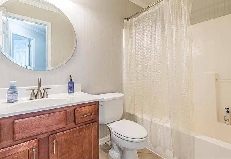 Townhouse Room