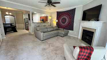 Townhouse Room