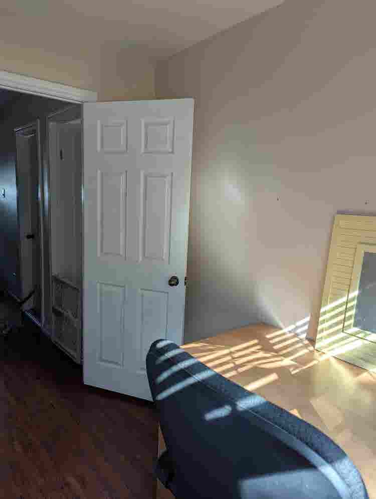 Two Spacious Rooms for Rent!
