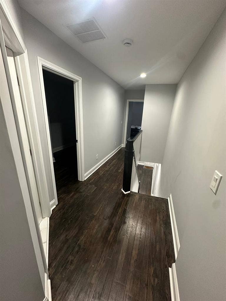 Small Room in Baltimore