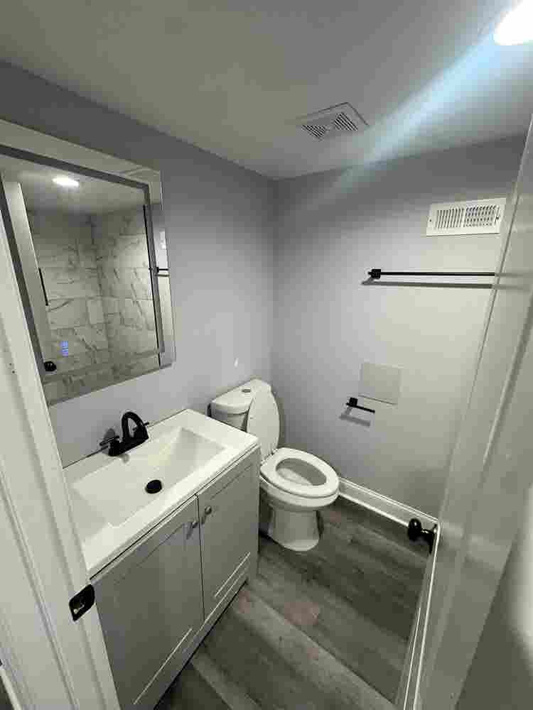 Small Room in Baltimore