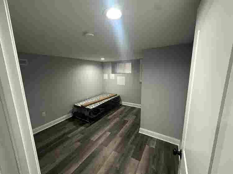 Small Room in Baltimore