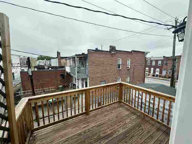 Small Room in Baltimore